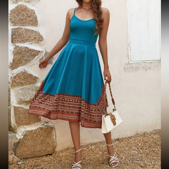 SOLD OUT - Picture 4 of 6